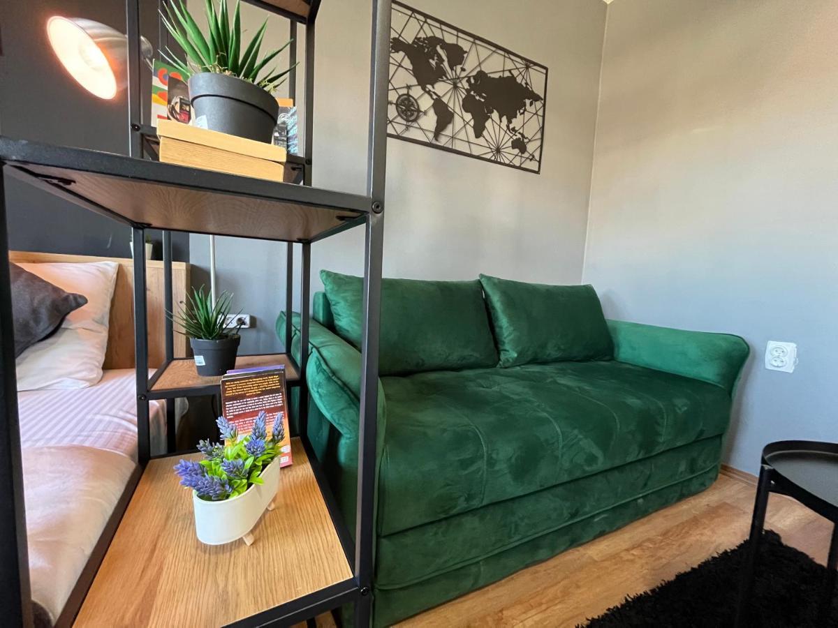 Mickitos City Center Apartment スコピエ エクステリア 写真