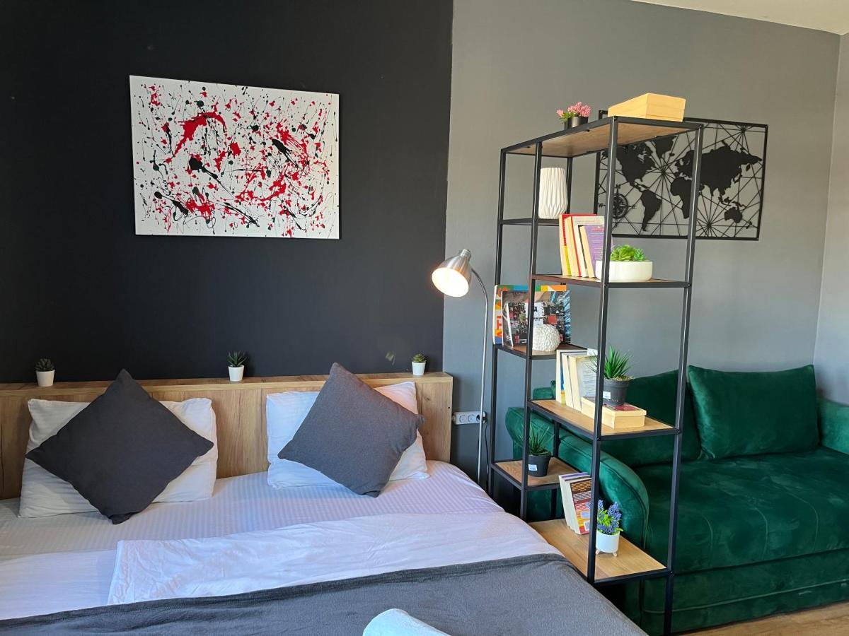 Mickitos City Center Apartment スコピエ エクステリア 写真