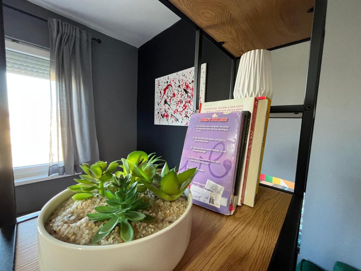 Mickitos City Center Apartment スコピエ エクステリア 写真
